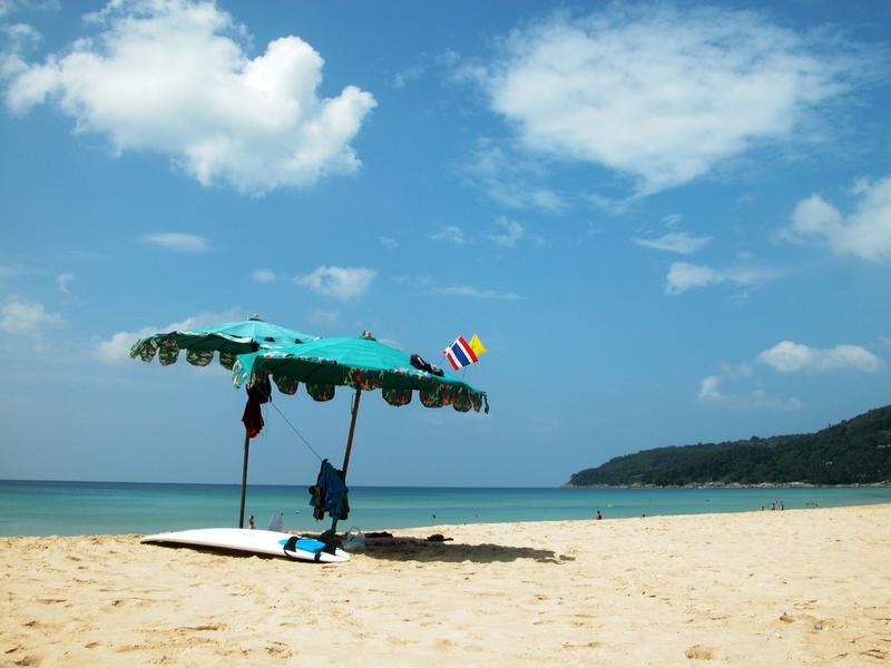 Patong Beach - Klar blå himmel