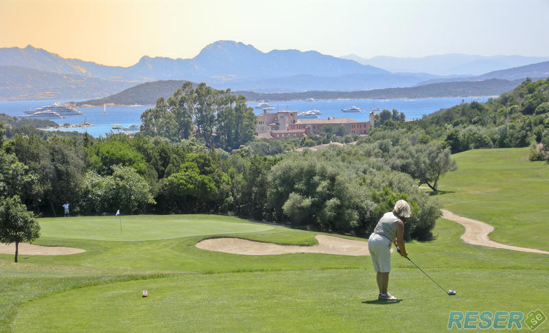Hål 10 i  Pevero golfbana