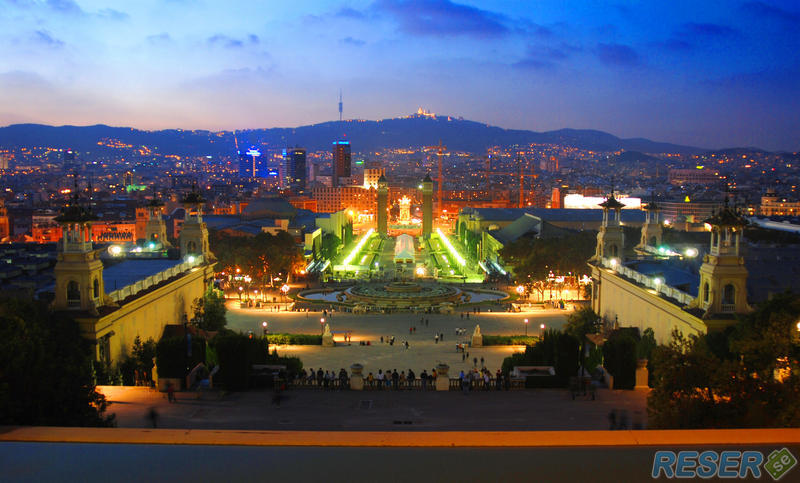 Barcelona på natten