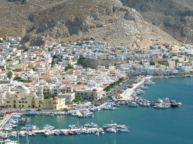 Vy över hamnen på Kalymnos