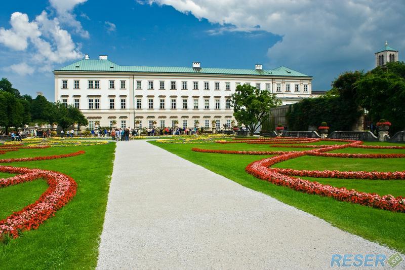 Mirabell-trädgården i Salzburg